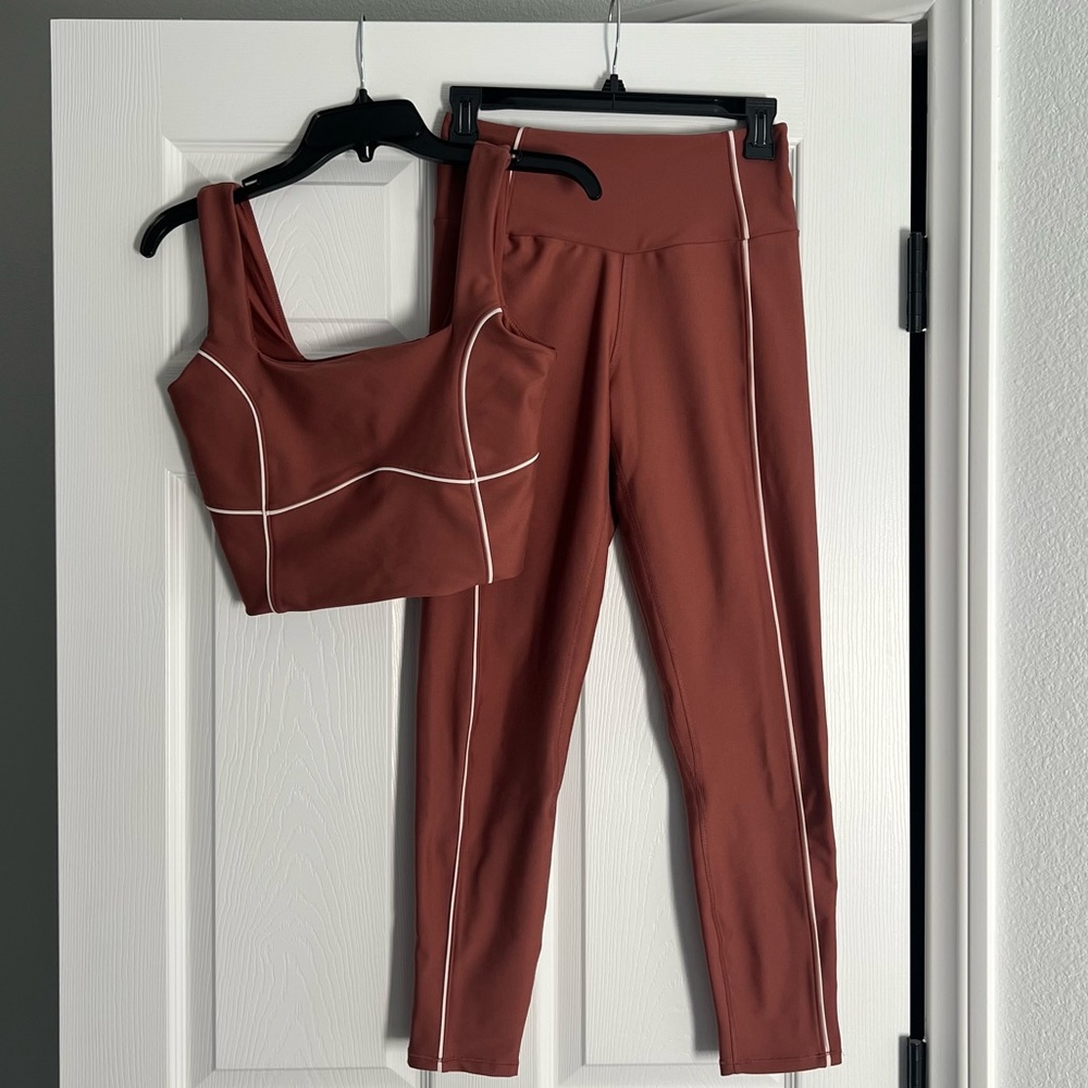 Abercrombie & Fitch Rust Brown Leggings